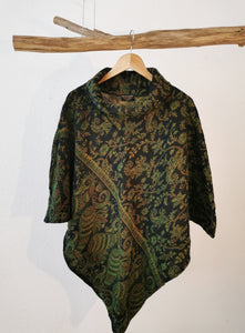 Warmer Poncho TIM mit Paisley Muster