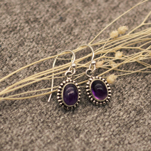 Silberohrring mit lila Edelstein Amethyst