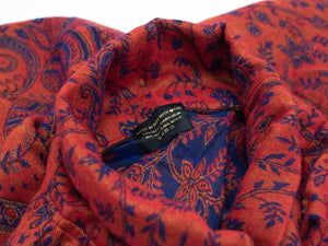 Warmer Poncho mit Paisley Muster, rostrot / lila