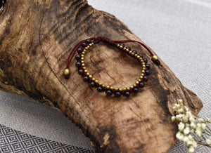 Makramee Armband &quot;Lava&quot; mit Granat