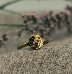 Filigraner Lebensblume Ring