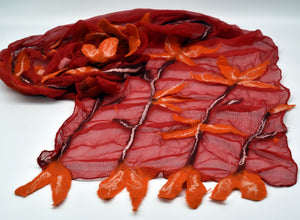 Filz-Seidentuch "Darya" in Rot Orange, für alle Jahreszeiten, handmade und fair trade