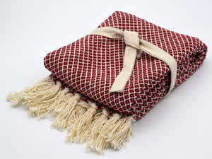 Schal "Zora", 100% Baumwolle in Rot-Weiß, handgewebt, Diamant Muster
