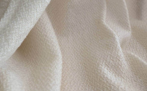Luxuriöse Kaschmir Decke FLORENZ, aus 100% Kaschmirwolle, 135 x 250 cm, weiß